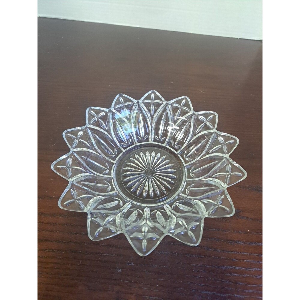 Vintage Federal Glass #1477 Petal Power Crystal Clear Bowl 8.5in